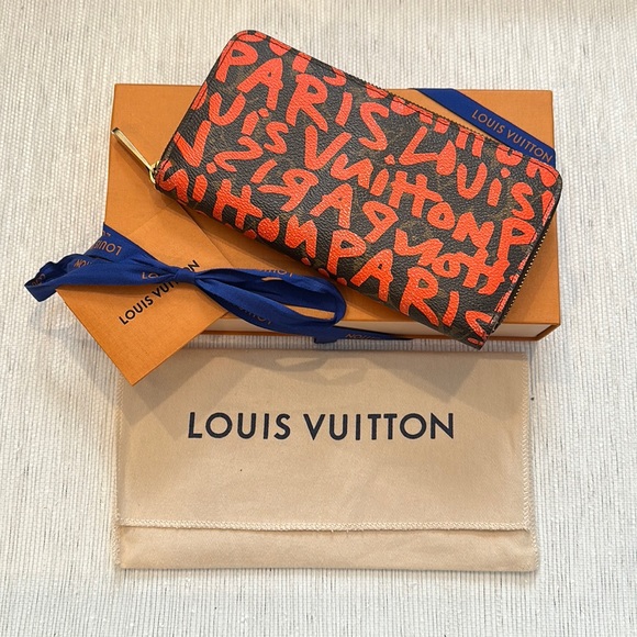 Louis Vuitton Handbags - Louis Vuitton SPROUSE Zippy Wallet